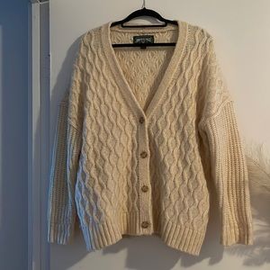 🤍AMERICAN EAGLE🤍 KNIT CARDIGAN